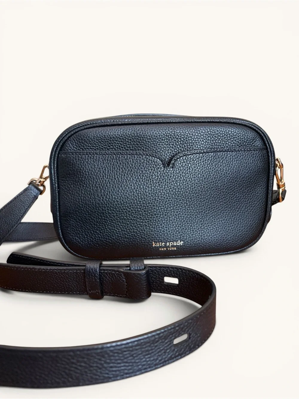kate spade Black Pebbled Leather Camera Infinite Bag with Gold Hardware